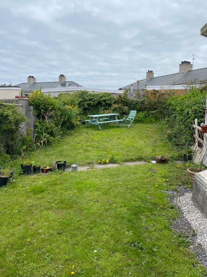 Craig Avad Bed & Breakfast Holyhead Exterior photo